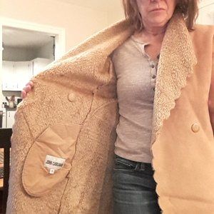 Women's maxi length scalloped edged Coat